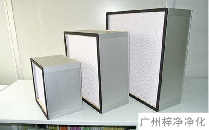 F-S有隔板中效空氣過(guò)濾器主要用于制藥、電子、食品廠房中潔凈/空調(diào)/通風(fēng)系統(tǒng)的中級(jí)過(guò)濾。