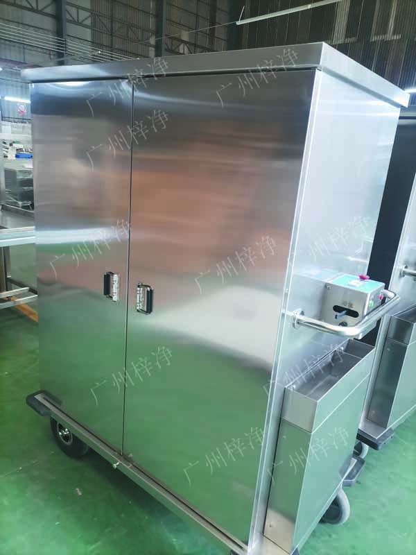 密閉式滅菌器械物品電動轉(zhuǎn)運車采用304拉絲不銹鋼板面板厚度：≥1.2mm,表面作拉絲亞光處理。